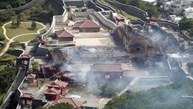 آتش در قلعه تاریخی شوری ، میراث جهانی 600 ساله ژاپن نابود شد