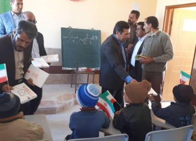 دو مدرسه عشایری در بم افتتاح شد