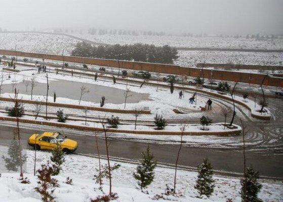 برف بهاری در شیراز