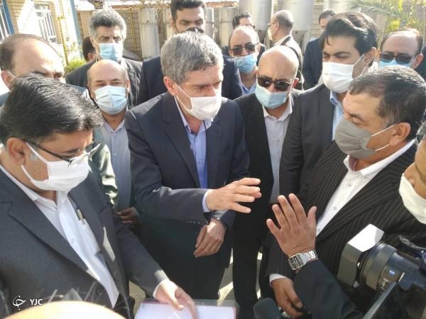 بازدید استاندار فارس از واحدهای تولیدی و صنعتی در شیراز