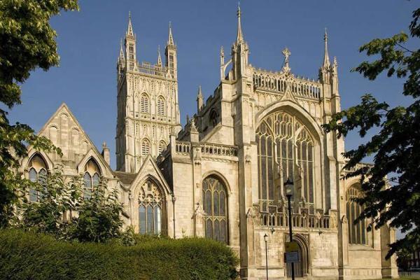با کلیساهای فوق العاده زیبای انگلیس آشنا شوید (قسمت دوم)